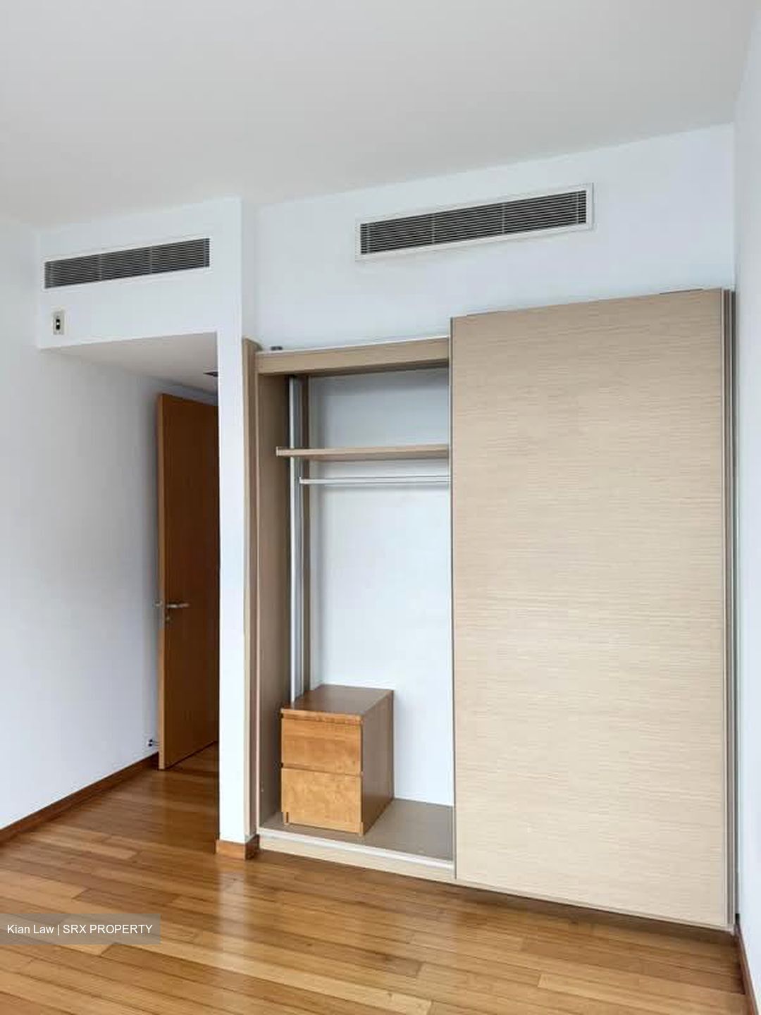 Marina Bay Residences (D1), Condominium #588773881